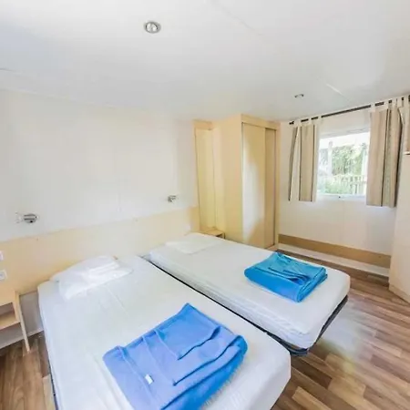 Kemping - Parc Aquatique - Ccbbgfi *