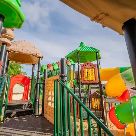 - Parc Aquatique - Ccbbgfi Camping *